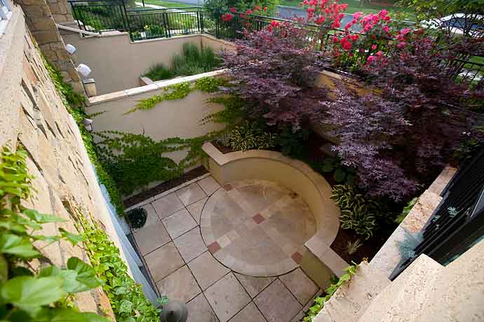 Designing Intimate Outdoor Spaces