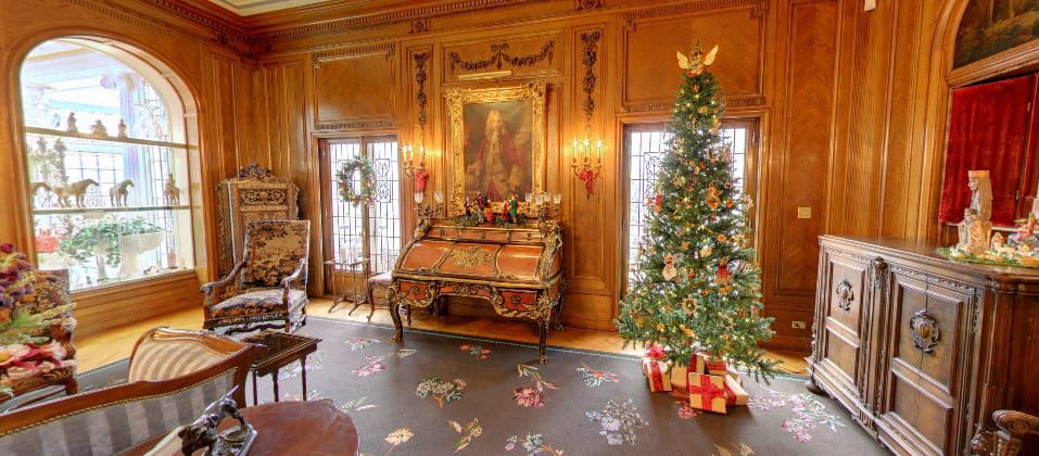 Governor's Mansion inside