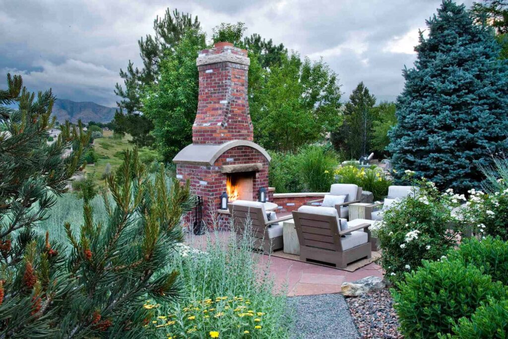 fire pit surrounded by gravel mulch xeriscape materials