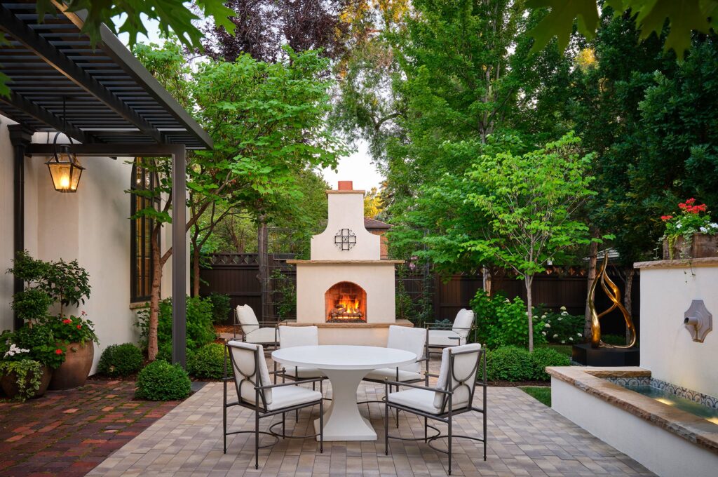Lifescapes-385-North-Gilpin-St-Back-Patio